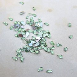 ефектни сълзи за маникюр